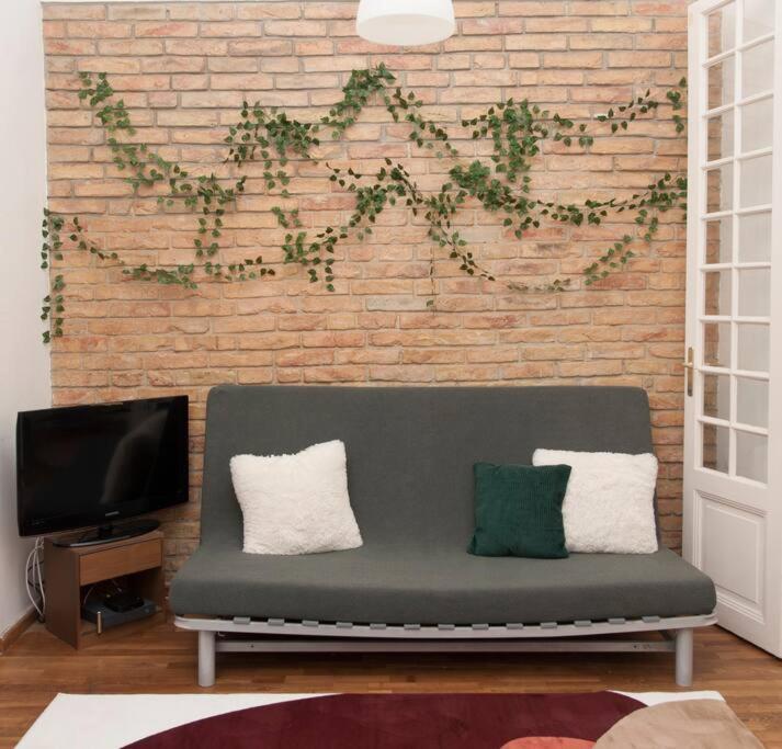 Central Nest Apartment Synagogue Budapest Bagian luar foto